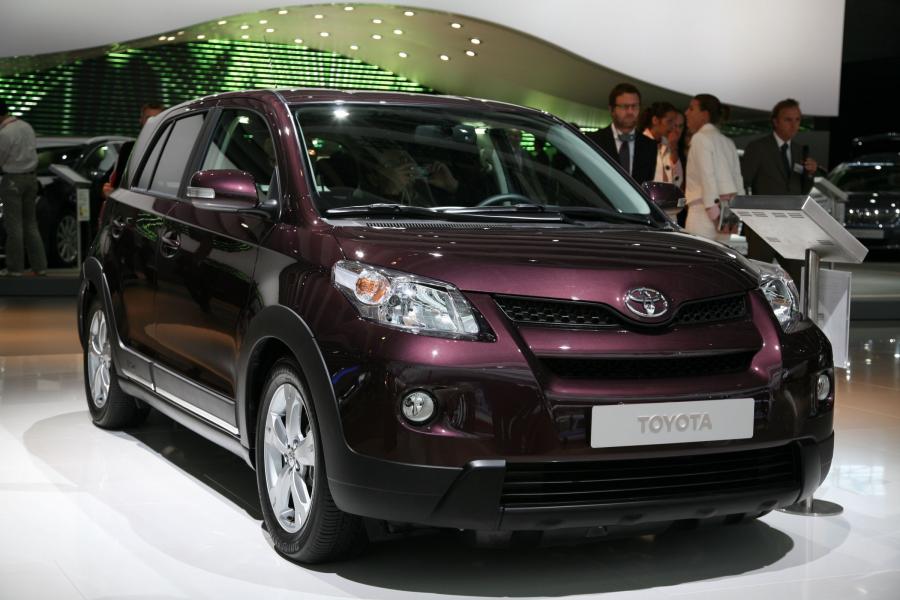  Toyota Urban Cruiser 2009 года  (фото 76 из 113)